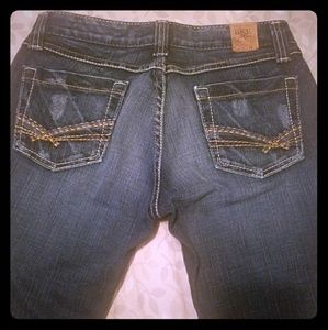 Buckle jeans